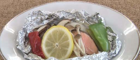 鮭ときのこのホイル蒸しの写真