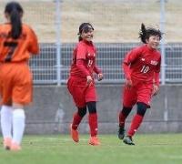 スポーツ賞沖土居希実さん写真